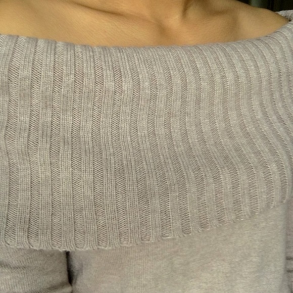 [SOLD] Express Off Shoulder Foldover Knit Sweater, XS - Picture 2 of 6